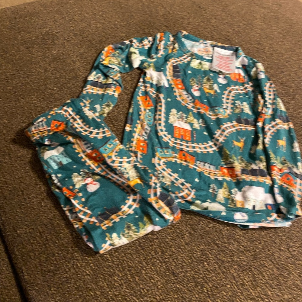 Posh Peanut Wyatt π π pajamas 18/24 months - Picture 5 of 9